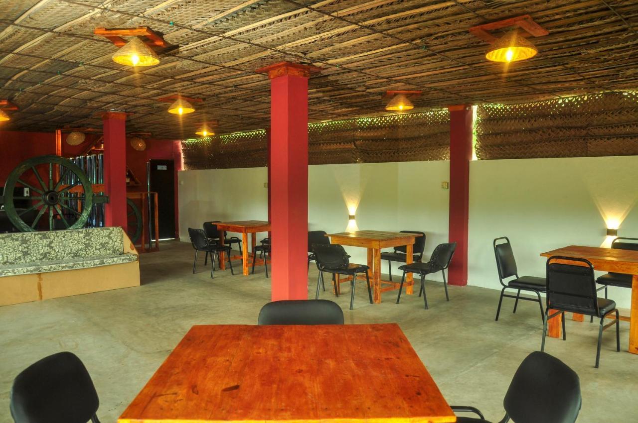 Airport Tourist Resort Katunayake Exterior photo